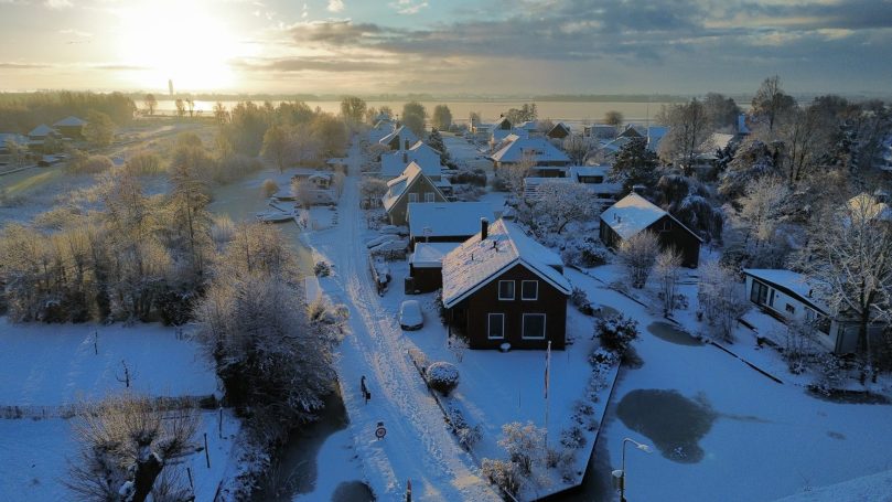Cetti's Lodge - Zuideinde 32 Nieuwkoop - winterzon